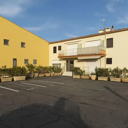 Les Indes Galantes By Interhome